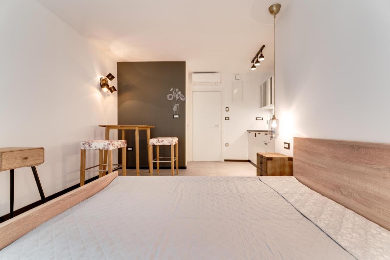 Black & White Apartments 리예카 외부 사진