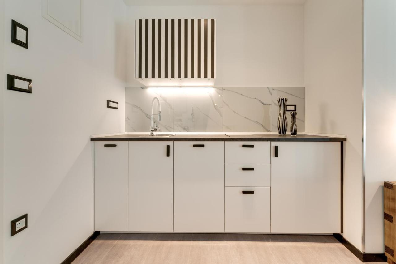 Black & White Apartments 리예카 외부 사진